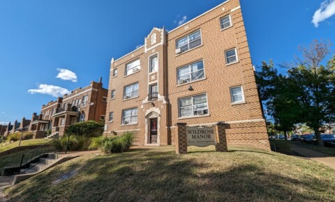 Apartments Near StLCoP Wildrose Manor for St Louis College of Pharmacy Students in Saint Louis, MO