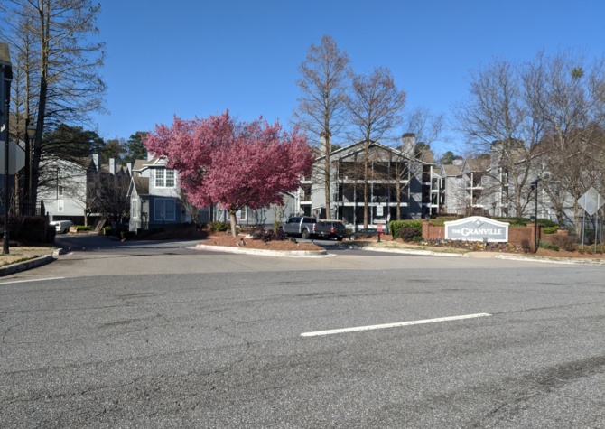 Houses Near Sandy Springs Condo 1 bed/1BA Move In Now