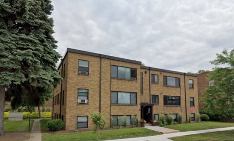 Apartments Near St. Thomas 622-632 Snelling Ave South for University of St Thomas Students in Saint Paul, MN