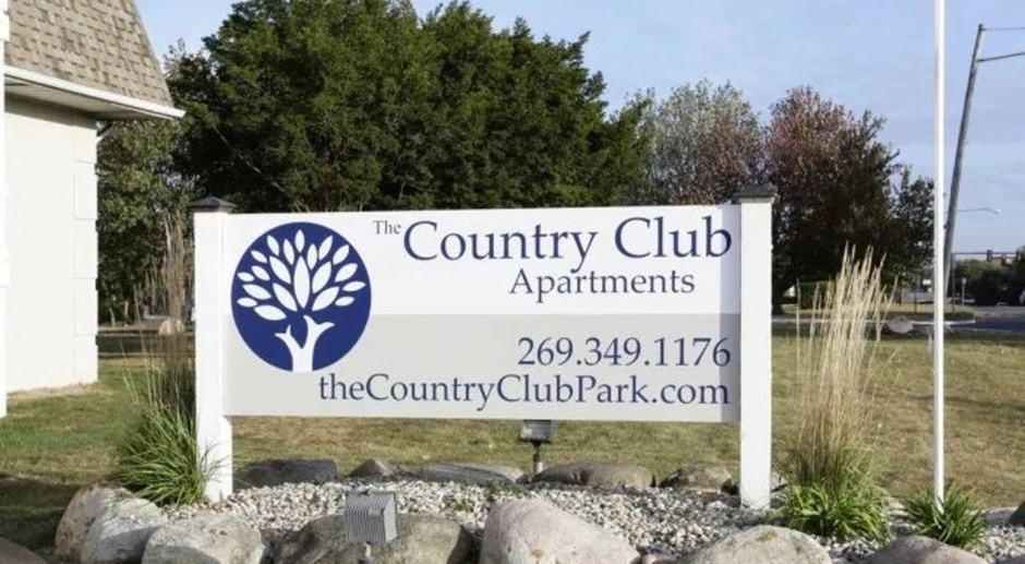 Country Club Park Apartments (320 S. Drake LLC)