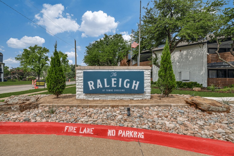 Raleigh At Town Crossing