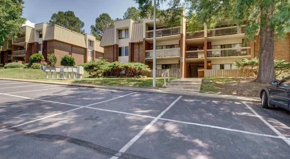 Room in 2 Bedroom Apartment at Umstead Dr