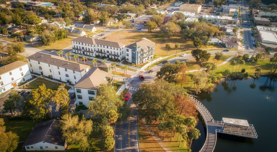The Central on Orange Lake Apartments - Contemporary Elegance in the Heart of Historic Downtown New Port Richey