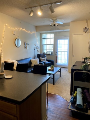 2 Bedroom w/Shared Bathroom (in a 4 bd/2 ba) for Lease