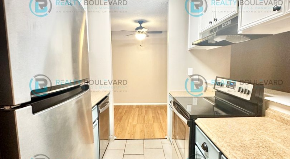 1 MONTH FREE special!!2 Bedroom 2 Bath Condo available now! WATER, SEWER, & TRASH INCLUDED!!