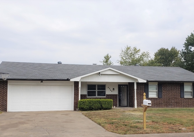 Houses Near Large Springdale Home available now! 