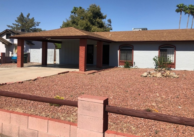 Houses Near Remodeled 3/2 Spacious Home with NO HOA!!