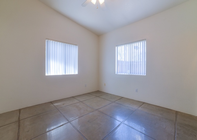 Houses Near AVAILABLE NOW!!!!2BD/2BA Minutes from UofA and Pima! Newly Updated! 