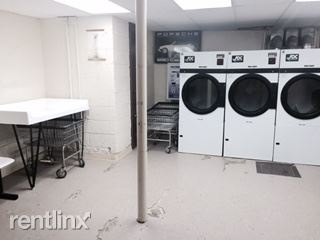 Sunny 2 br, 1 ba Apt - Laundry On Site/New Rochelle