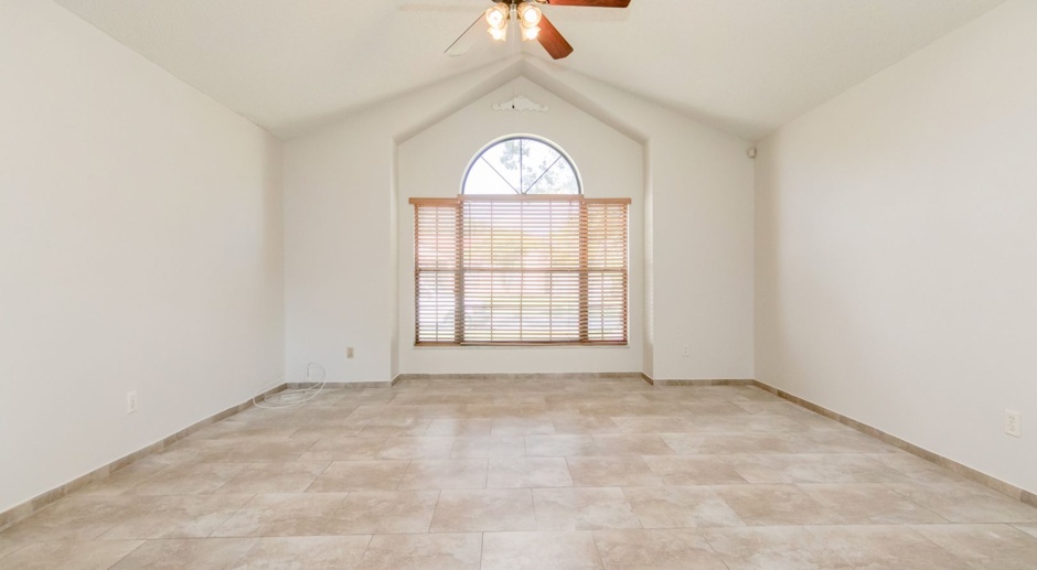 Beautiful 4 bed/ 2.5 bath home FOR RENT in Kissimmee!