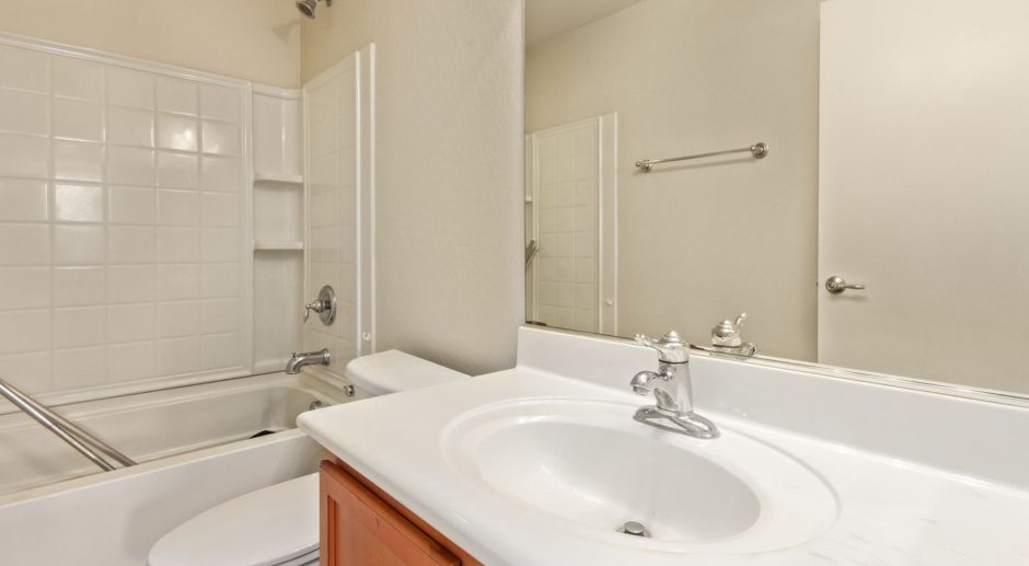 3 Bedroom 2.5 Bathroom in Phoenix (Bailey Commons)