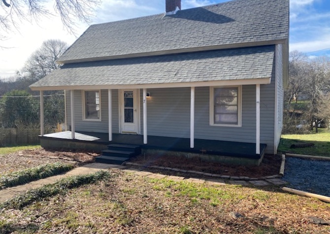 Houses Near Adorable 2/1 mill house in Duncan/Startex  for $1100