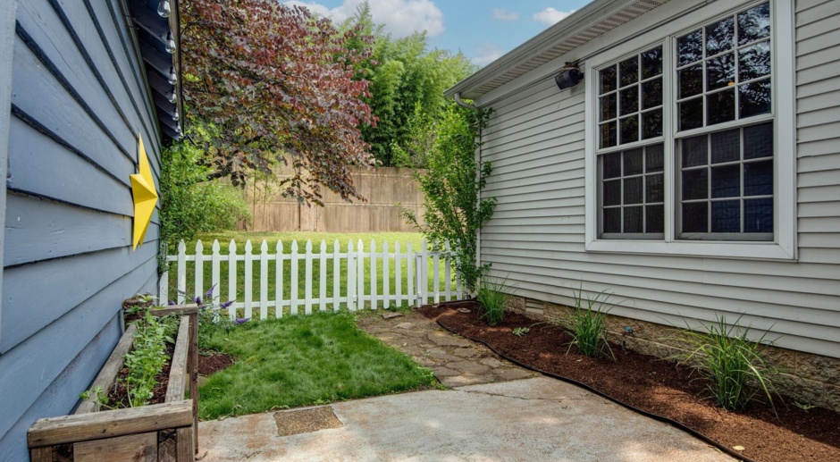 Welcome to your perfect rental in the heart of Green Hills!
