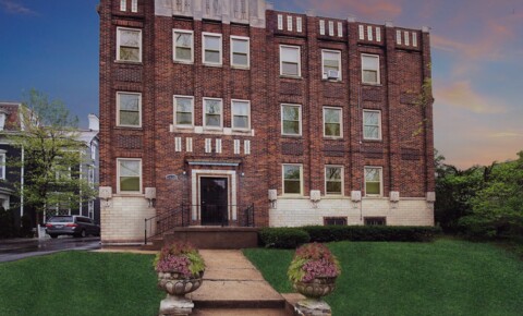 Apartments Near Thomas More 2628 CLEINVIEW for Thomas More College Students in Crestview Hills, KY