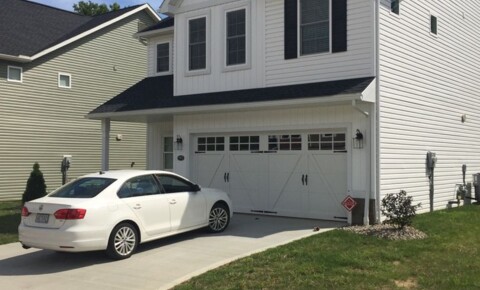 Houses Near Rootstown Maintenance free 3 bedroom 2.5 bath home in Stow for Rootstown Students in Rootstown, OH