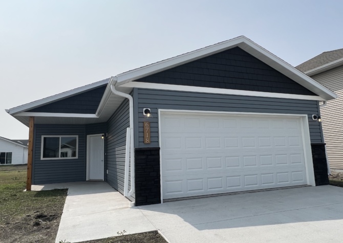 Houses Near 3 Bed/2 Bath Brand New Construction in Horace!