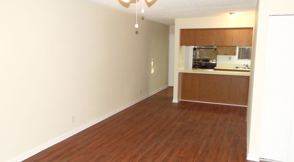 3 bed 2 bath townhome - Move in special