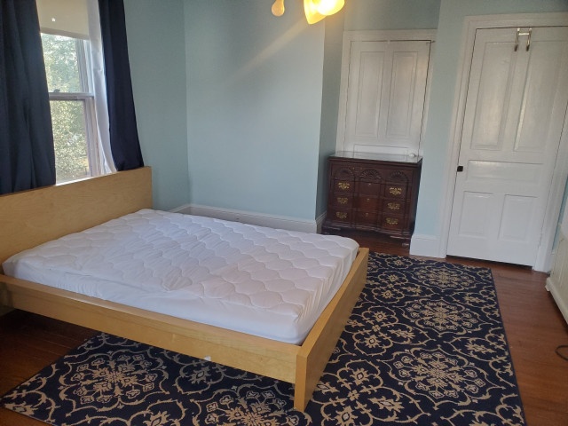 ASAP Furnished 2 Bedrooms Utils included close to UD