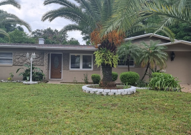Houses Near Newly renovated home in the heart of Altamonnte Springs!