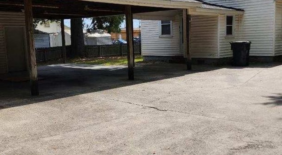 South Augusta House for Rent! 2bed 1 Bath With Multi-Car Carport and Storage Shed!