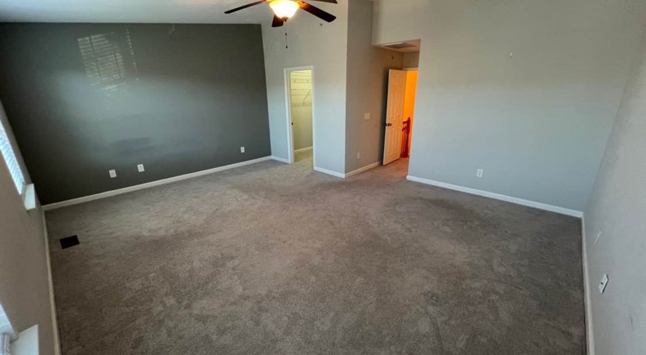 Room in 3 Bedroom Townhome at Coppergate Dr