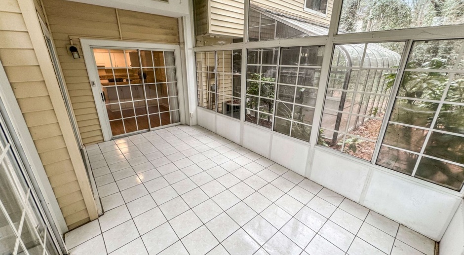 Rare 4 BR/3 BA Townhome in East Cobb!