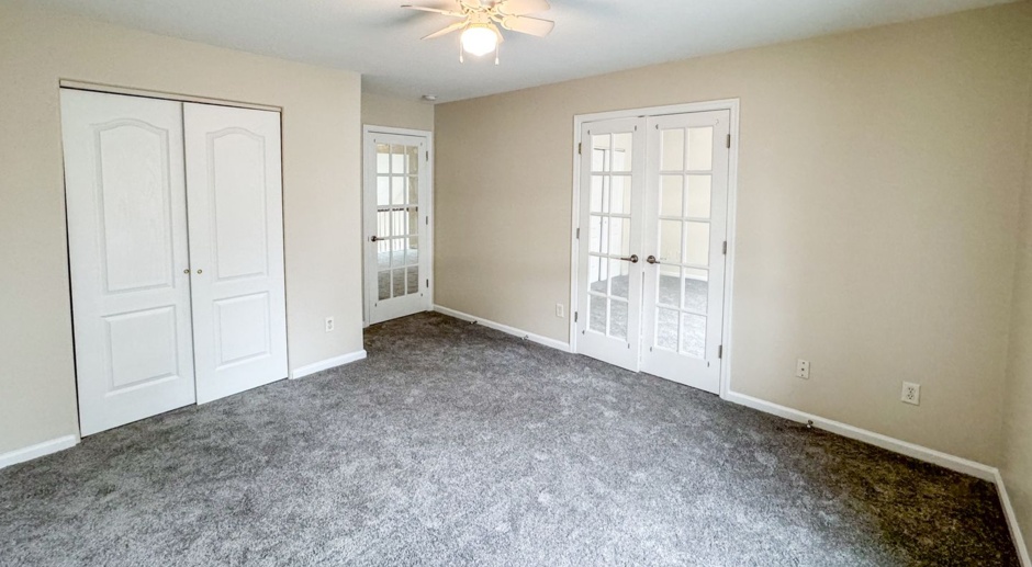 Welcome to this stunning 3-bedroom, 2.5-bathroom home! "ASK ABOUT OUR ZERO DEPOSIT"