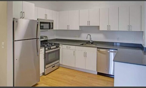 Apartments Near UMUC 1459 N Beauregard St for University of Maryland-University College Students in Adelphi, MD