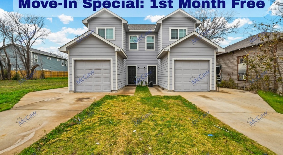 Great 2/1.5 townhome in Fort Worth!  **Move-in Special**
