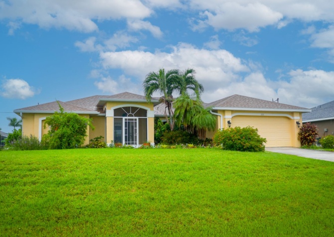 Houses Near Amazing 4 bed 2 bath heated Pool SW Cape coral Annual rental
