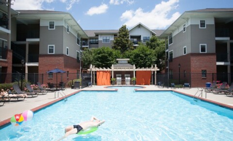 Apartments Near Herzing University-Atlanta Monroe Place Apartments for Herzing University-Atlanta Students in Atlanta, GA