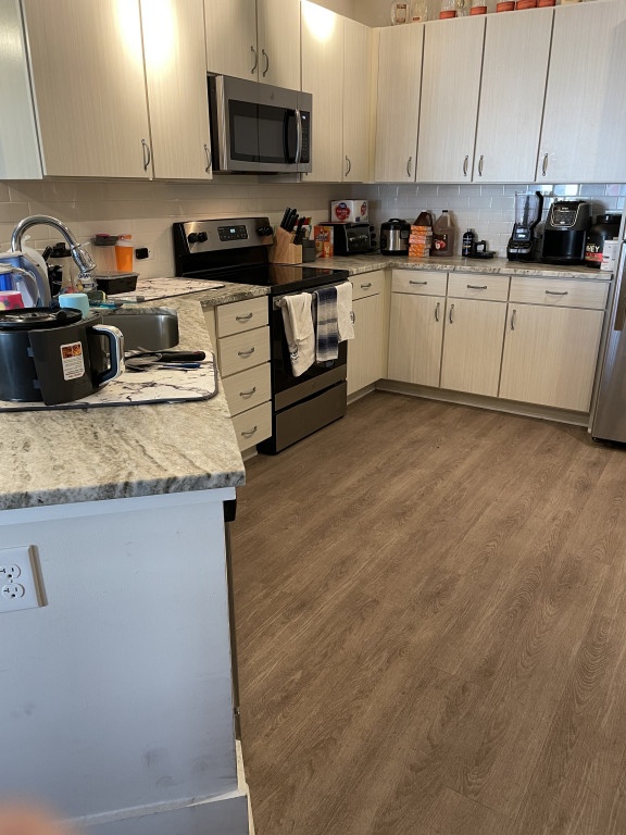 The Pier - All male roommates private bedroom and bath for sublet April - July 2022 at The Pier