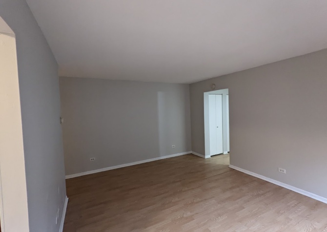 Houses Near 1 Bedroom Apartment Available March 1st