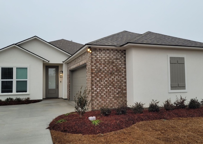 Houses Near New Construction home in Zachary!