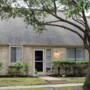 Charming 2 Bed Townhouse in Houston | 2 Bath, $1550/mo | Available 5/1/2024