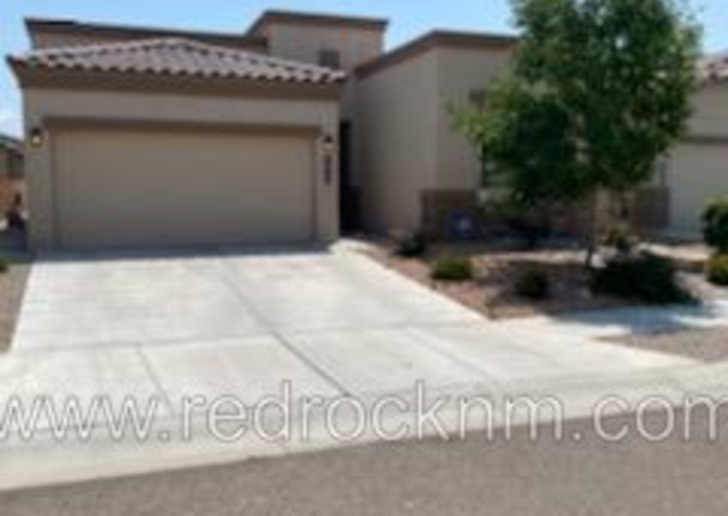 Houses Near Single Story 3BR/2BTH in Tierra Vista at the Trails!