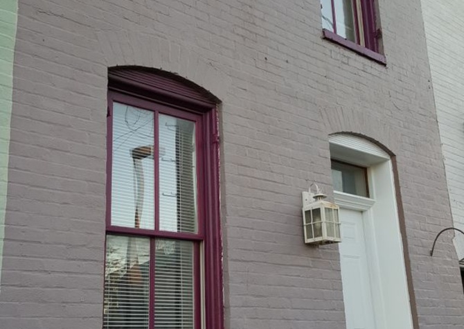 Houses Near Charming townhouse in Downtown Frederick available early June! 