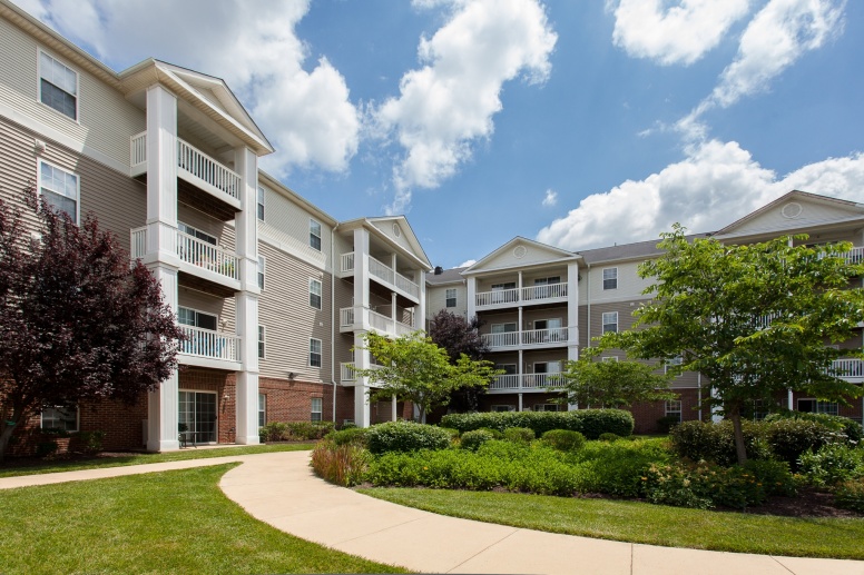 Manchester Lakes Apartment Homes