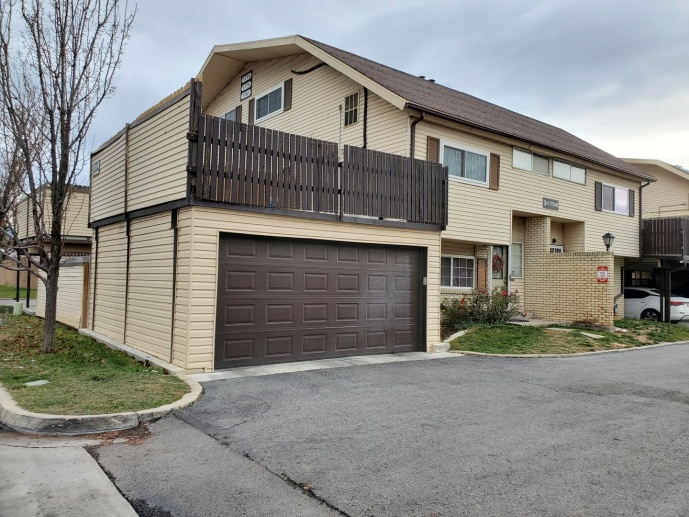 Fall in love with this super spacious 3 bdrm 2.5 bath townhome!