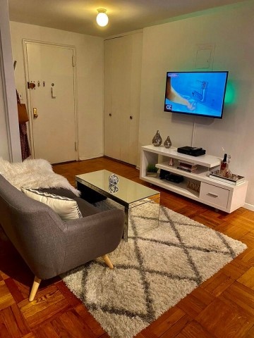 Furnished Studio with Private Bathroom