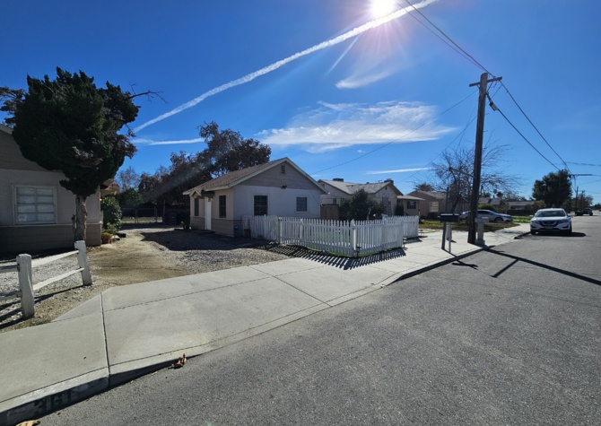 Houses Near 1+ 1 Bed 1 Bath Cottage in San Jacinto $1395.00