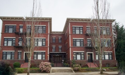 Apartments Near UP Charming Studio with Vintage Character in Fabulous Location! for University of Portland Students in Portland, OR