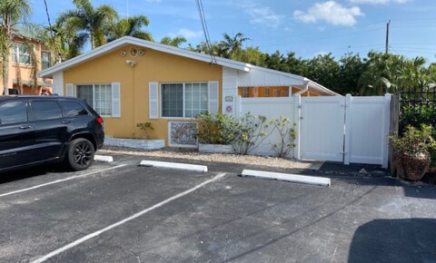 Apartments Near South Florida Bible College and Theological Seminary ACS 716 East LLC for South Florida Bible College and Theological Seminary Students in Deerfield Beach, FL