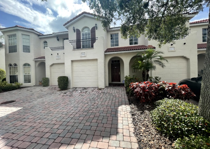 Houses Near 3BR/2.5BA Townhome - Westchase