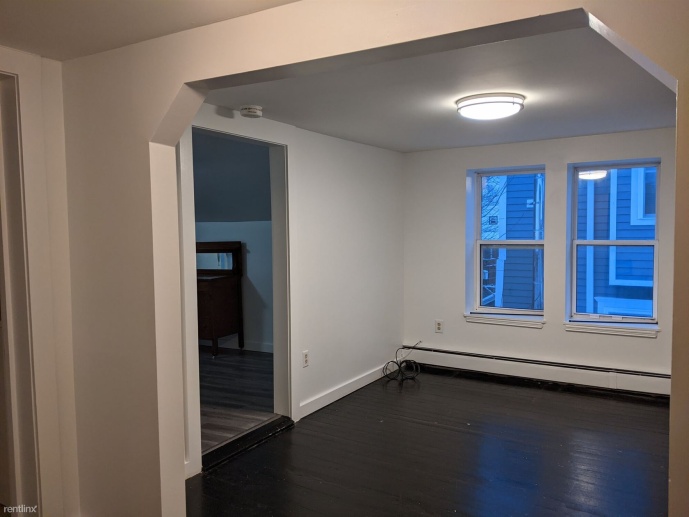 Charming Downtown 1br Apartment Available Immediately