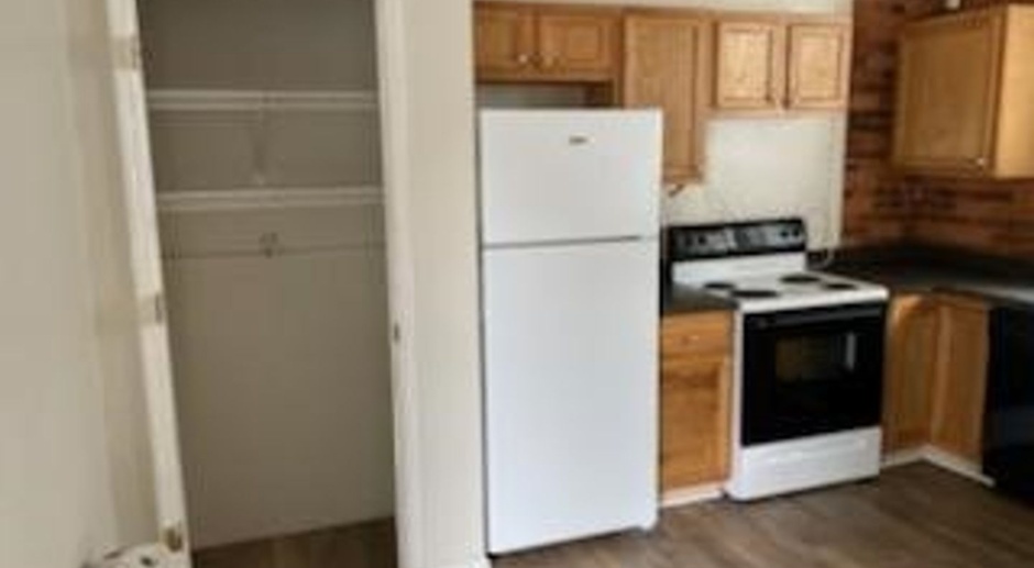 $500 CASH IF YOU RENT THIS UNIT FOR AUGUST!