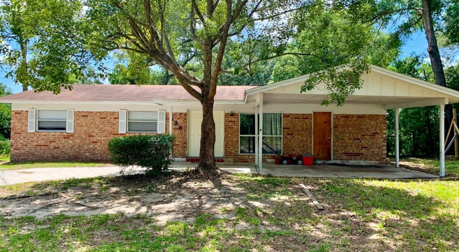 3/2 House Near UF - Available mid-July 2024! *Approved Application*