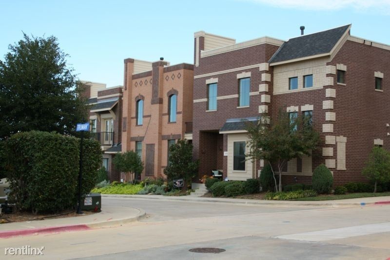 The District at Highland Village