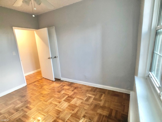 Beautiful 2 Bedroom Apt in Well Maintained Bldg- H/HW- Laundry On Site/New Rochelle