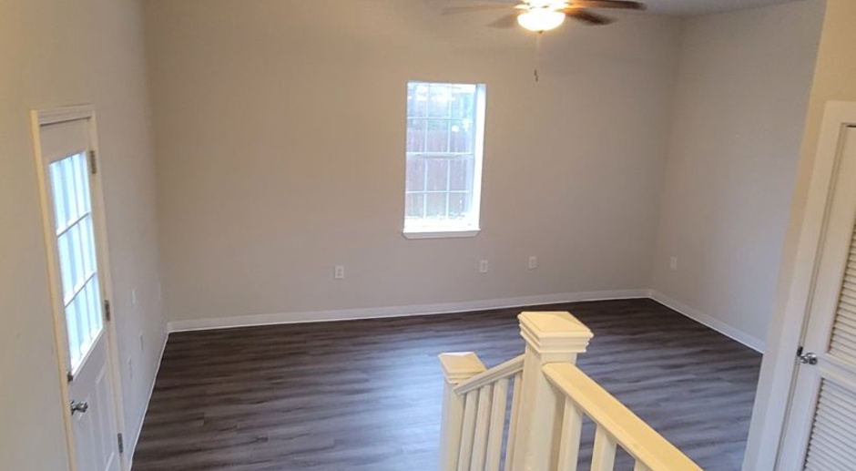 For Lease - 3 BR|2 BA Home in Forest Park! *No Pets